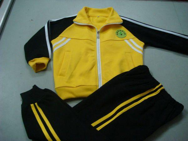 幼兒園校服定制應(yīng)該怎么選