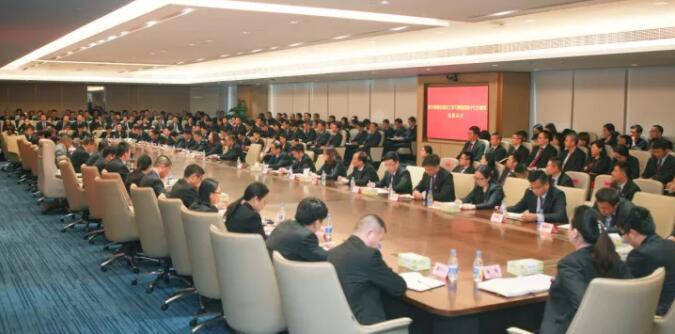 恒大集團(tuán)分公司西服定制合照